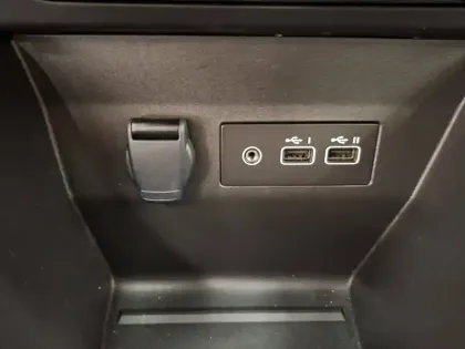 Photo 42 Renault Clio  Blue dCi 100 ch GSR2