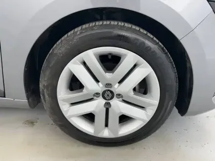 Photo 20 Renault Clio Gén. V (BJA) Ph2 Evolution 5