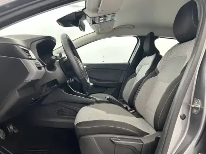 Photo 9 Renault Clio Gén. V (BJA) Ph2 Evolution 5