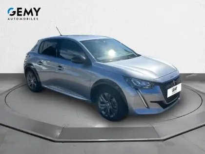 Photo 34 Peugeot 208  Electrique 50 kWh 136ch