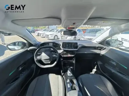 Photo 39 Peugeot 208  Electrique 50 kWh 136ch