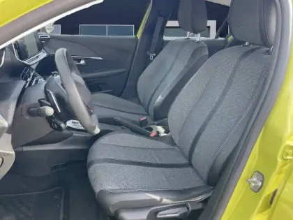 Photo 41 Peugeot 208  Hybrid 100 e-DCS6