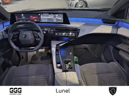 Photo 48 Peugeot 5008  Hybrid 136 e-DCS6