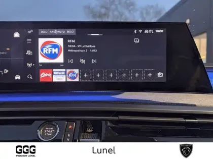 Photo 56 Peugeot 5008  Hybrid 136 e-DCS6