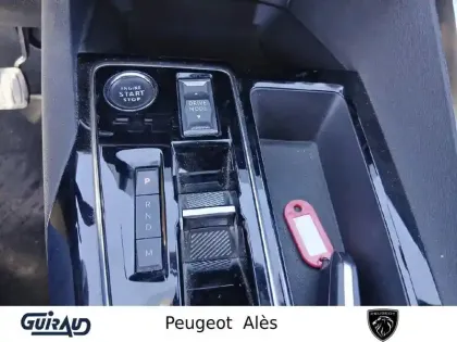 Photo 17 Peugeot 3008  PureTech 130ch S&S EAT8