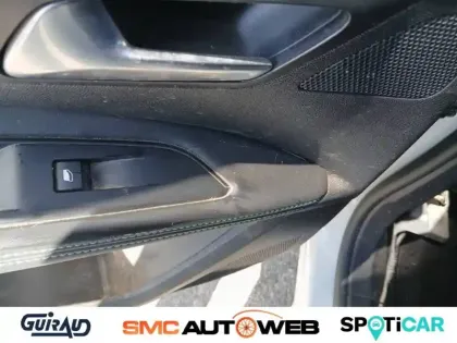 Photo 97 Peugeot 3008  PureTech 130ch S&S EAT8