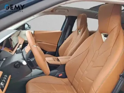 Photo 60 DS DS 8 N°8 350 ch AWD Long Range