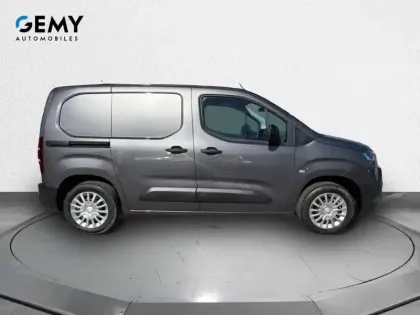 Photo 43 Toyota Proace  CITY MEDIUM 1.5L 130 D-4D BVM6