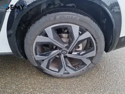 Photo 10 Renault Austral  E-Tech full hybrid 200 GSR2