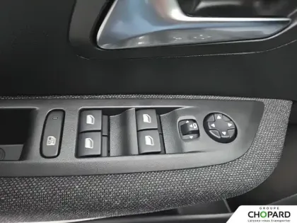 Photo 97 Peugeot 208  PureTech 75 S&S BVM5