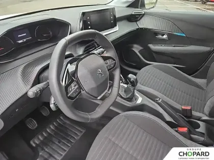 Photo 75 Peugeot 208  PureTech 75 S&S BVM5