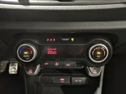 Photo 13 Kia Picanto  1.2 DPi 84ch BVM5