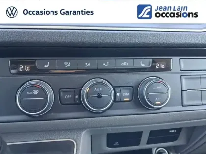 Photo 19 Volkswagen Crafter e- VAN 35 L3H3 136 CH BVA