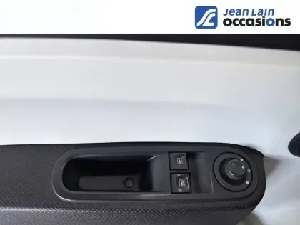 Photo 16 Renault Twingo  III SCe 65