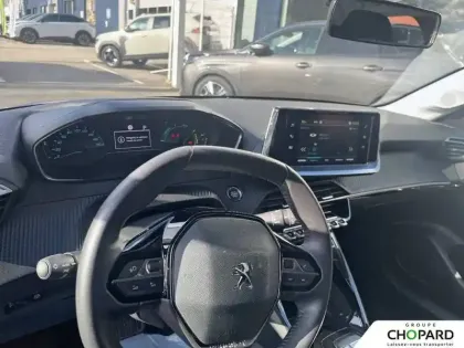 Photo 7 Peugeot 208  Electrique 50 kWh 136ch