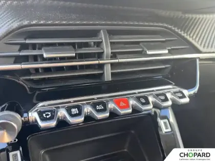 Photo 19 Peugeot 208  Electrique 50 kWh 136ch