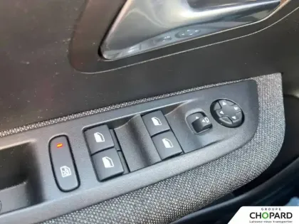 Photo 39 Peugeot 208 Gén. II Ph1 NG Style 5