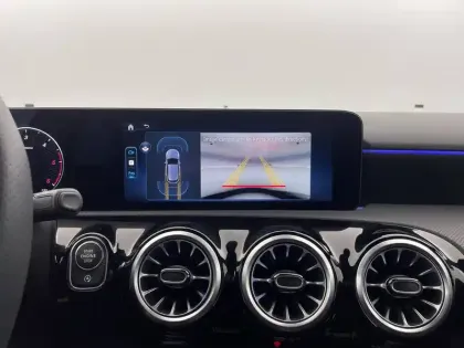 Photo 26 Mercedes Classe A  200 d