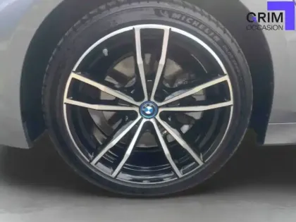 Photo 12 BMW Serie 3 Touring 330e xDrive 292 ch BVA8