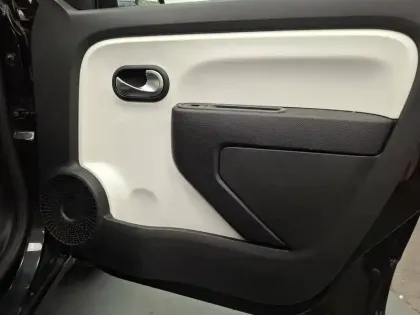 Photo 56 Renault Twingo  III 0.9 TCe 90 Energy