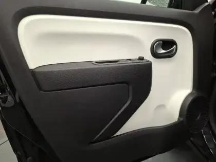 Photo 57 Renault Twingo  III 0.9 TCe 90 Energy