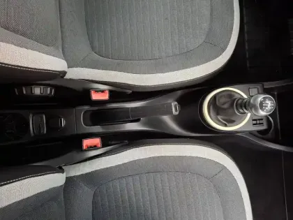 Photo 28 Renault Twingo  III 0.9 TCe 90 Energy