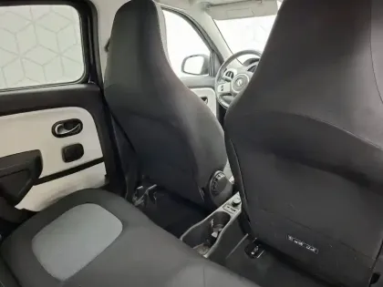 Photo 23 Renault Twingo  III 0.9 TCe 90 Energy