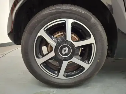 Photo 15 Renault Twingo  III 0.9 TCe 90 Energy