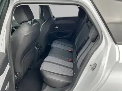 Photo 11 Peugeot 308  SW Hybrid 145 e-DCS6