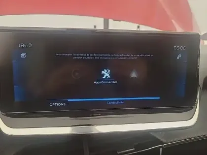 Photo 62 Peugeot 208  PureTech 100 S&S EAT8