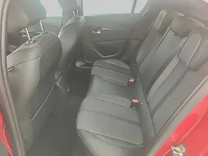 Photo 55 Peugeot 208  PureTech 100 S&S EAT8