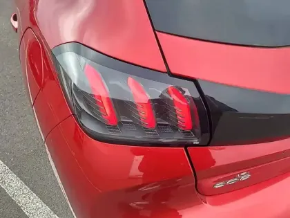 Photo 16 Peugeot 208 Gén. II Ph1 NG Allure 5