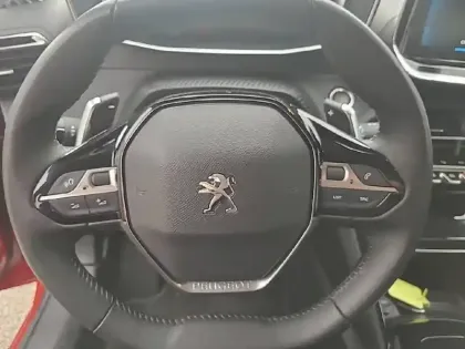 Photo 8 Peugeot 208 Gén. II Ph1 NG Allure 5