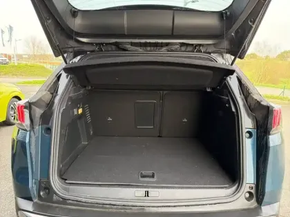 Photo 5 Peugeot 3008  Hybrid 225 e-EAT8