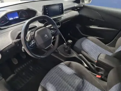 Photo 58 Peugeot 208  PURETECH 75 S&S BVM5