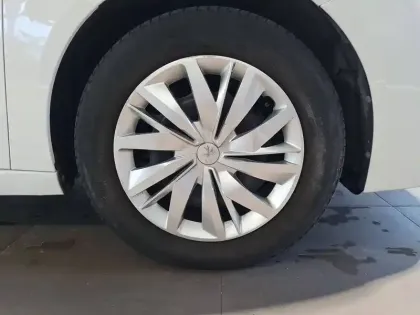 Photo 31 Peugeot 208 Gén. II Ph1 Premium 5