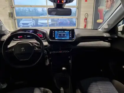 Photo 49 Peugeot 208  PURETECH 75 S&S BVM5