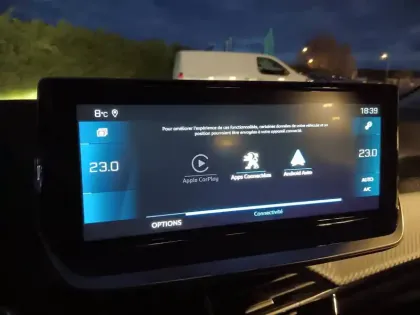 Photo 50 Peugeot 208  PureTech 100 S&S BVM6