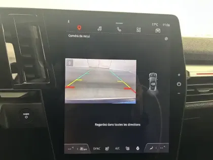 Photo 32 Renault Megane Gén. V (BCB) Ph1 Techno 5