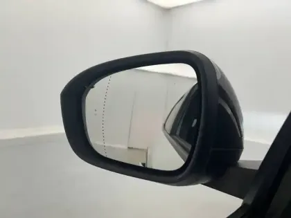 Photo 39 Renault Megane Gén. V (BCB) Ph1 Techno 5