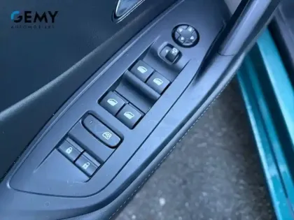 Photo 11 Peugeot 308  SW PureTech 130ch S&S EAT8