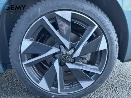 Photo 10 Peugeot 308  SW PureTech 130ch S&S EAT8