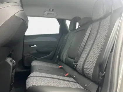 Photo 11 Peugeot 308  SW Hybrid 145 e-DCS6