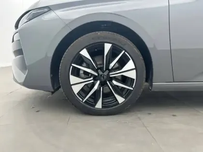 Photo 12 Peugeot 308  SW Hybrid 145 e-DCS6