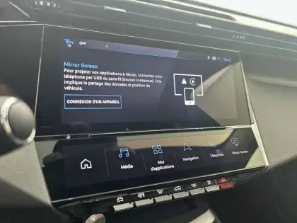 Photo 21 Peugeot 308  SW Hybrid 145 e-DCS6