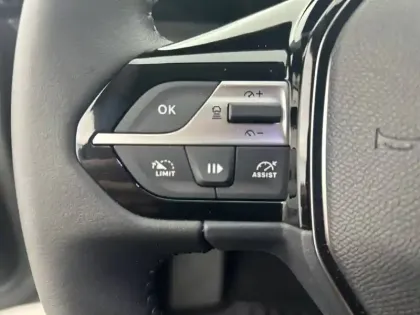 Photo 53 Peugeot 308  SW Hybrid 145 e-DCS6