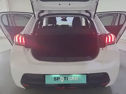 Photo 65 Peugeot 208  PureTech 100 S&S BVM6