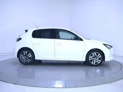 Photo 33 Peugeot 208 Gén. II Ph1 NG Allure 5