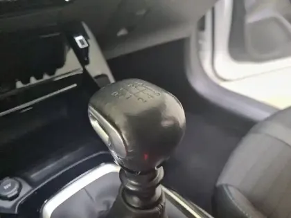 Photo 43 Peugeot 208 Gén. II Ph1 NG Allure 5