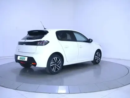 Photo 64 Peugeot 208  PureTech 100 S&S BVM6